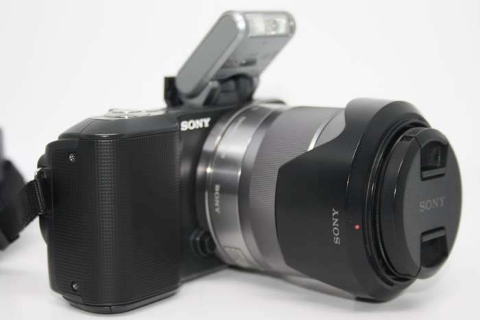 Sony Alpha NEX-3 Interchangeable Lens Digital Camera With SONY 18-55 LENS OSS ,4GB ,Charger, and Bag