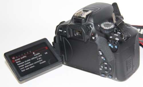 CANON EOS 650D, 18MP DSLR WITH FULL HD MOVIES, ( BODY ONY ) , CHARGER , VERY GOOD CONDITION