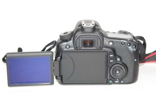 Canon EOS 60D (BODY ONY) IN NEW CONDITION