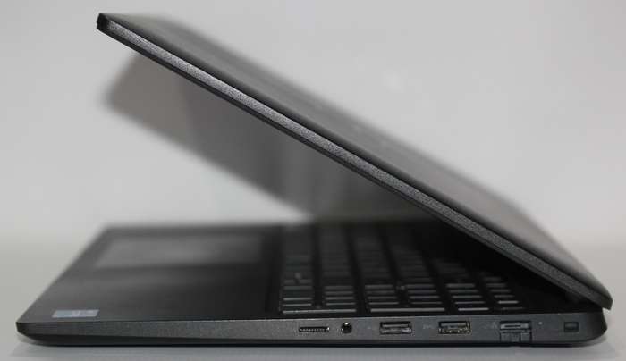 Dell Latitude 3520  11Th Gen  Core i7-1165G7,16GB RAM,512GB SSD, INTEL IRIS Xe Graphics, Full HD