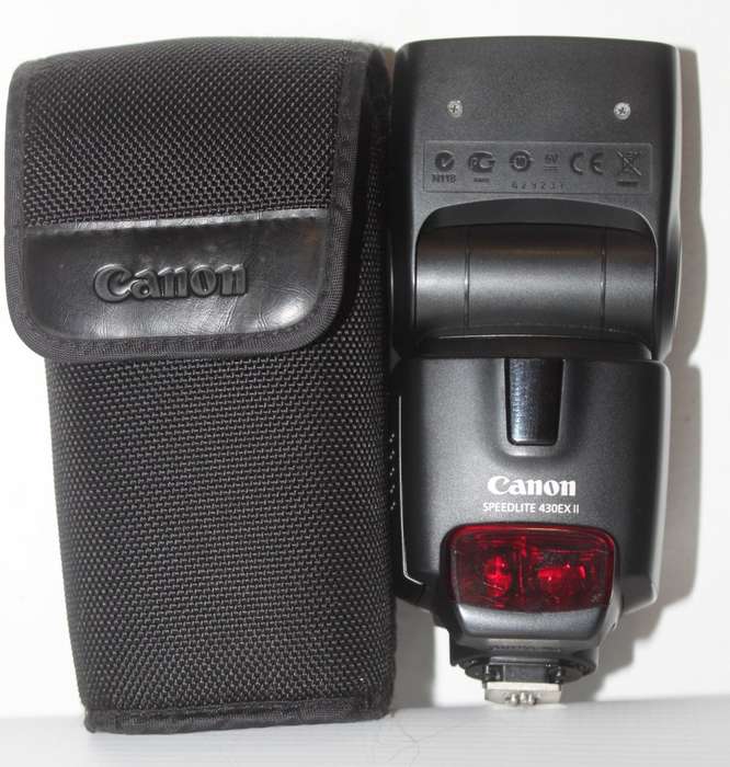 Canon Speedlite 430EX II Flash IN EXCELLENT CONDITION