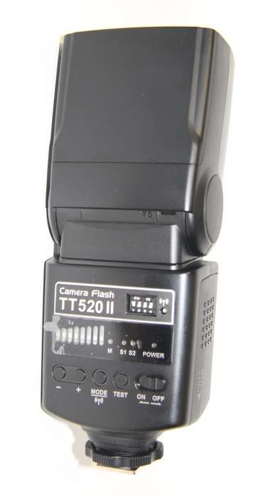 GODOX TT520 II Universal Hot Shoe Flash Speedlite for DSLR Cameras Canon Nikon Pentax Olympus