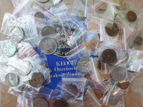 Rhodesia Coin Lot plus Keogh's catalogue 99 coins Value in 1980 was R 1 400.00 HAVE A LOOK
