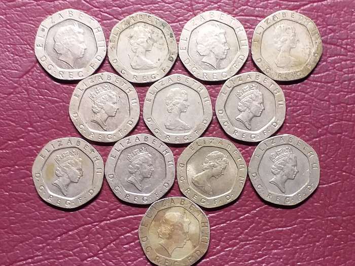 A LOT OF 12 BRITISH 20 PENCES [Bid per coin to take all]