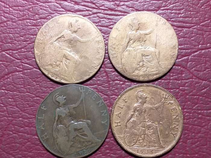 4 x BRITISH HALF PENNIES - [Bid per coin to take all]