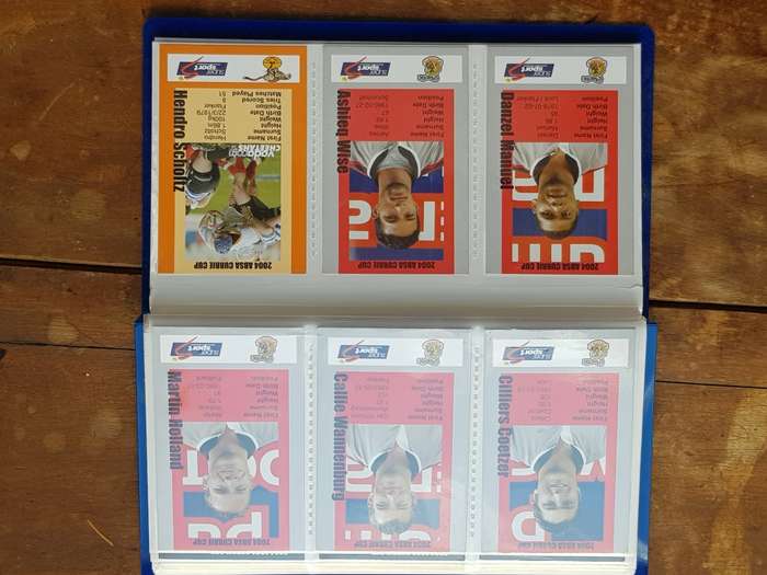 35 x MTN CRICKET COLLECTABLE CARDS - [Bid per card to take all.]