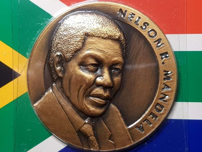 1994 Inauguration 195 g Toned Bronze Mandela Medallion With C.O.A. In Original Box