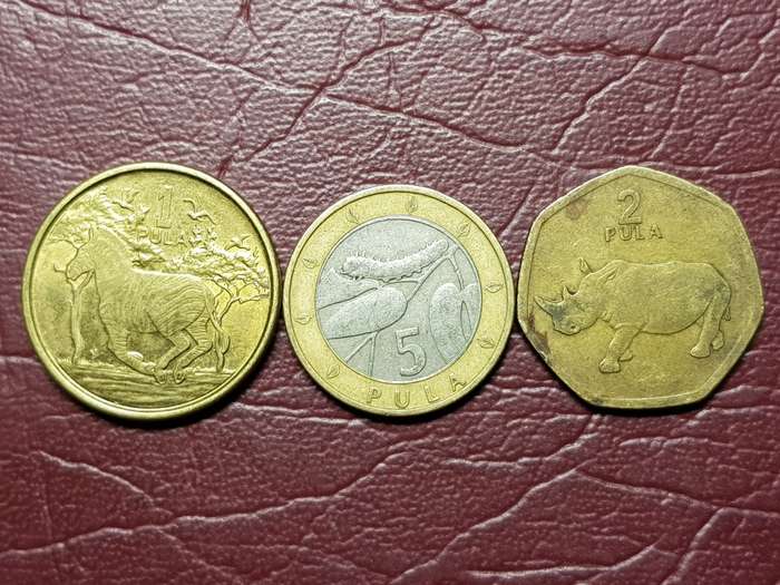 3 x Coins From Botswana - [Bid per coin to take all]