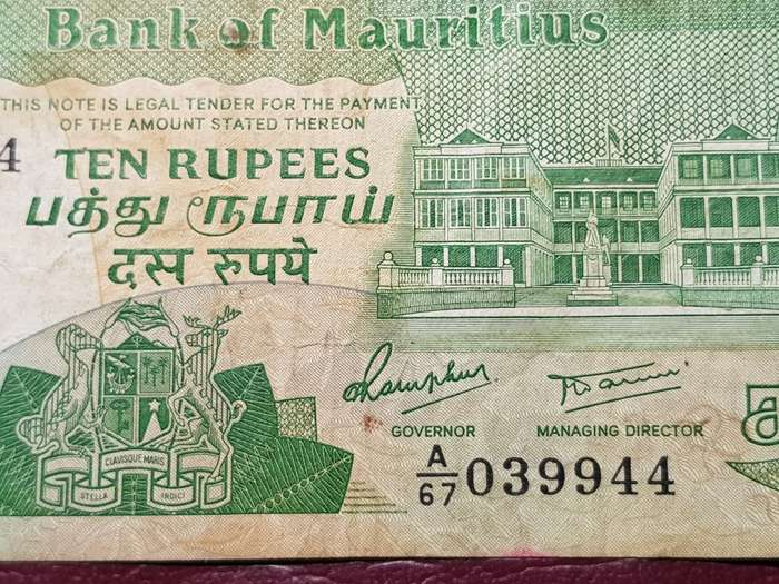 1985 Mauritius 10 Rupees Note