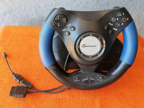 PS2 STEERING WHEEL IN COMPLETE CONDITION NOT TESTED