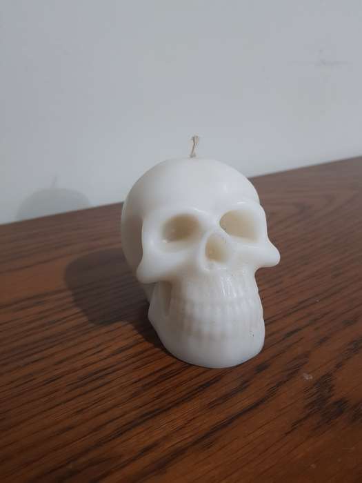 Skull Candle - White 10cm