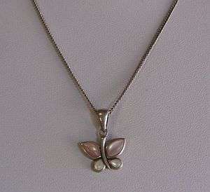 A PRETTY PETITE STERLING SILVER  BUTTERFLY PENDANT WITH STERLING SILVER NECKLACE
