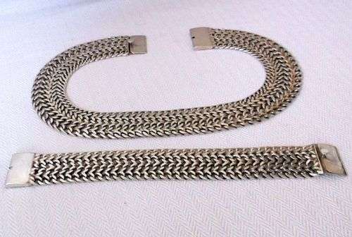 A GORGEOUS HEAVY STERLING SILVER DESIGNER CHOKER & BRACELET SET BY PLATERIA FARFAN ....RARE !!!
