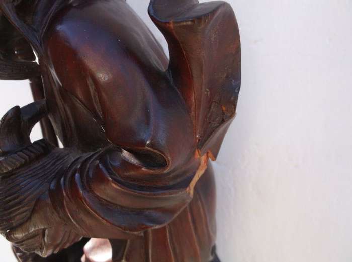 A RARE ORIENTAL ANTIQUE HAND CARVED WOODEN STATUE OF A FISHERMAN WITH HIS APPRENTICE ...AWESOME !!!!