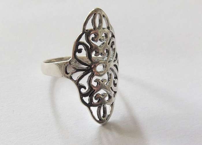 A Bold and Beautiful Wide Solid Sterling Silver ring with Amazing detail !! No Combining Fees !!