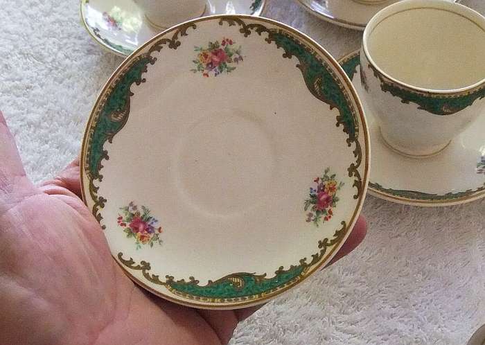 LOOK !! A STUNNING OLD PORCELAIN ESPRESSO SET BY MYOTT OF ENGLAND IN AMAZING CONDITION !! WOW !!