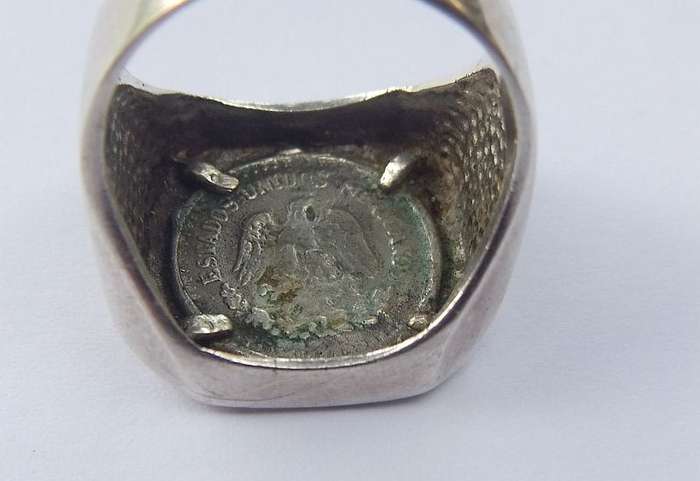 WOW !! FIT FOR THE DON...A SOLID STERLING SILVER COIN RING ...IN GREAT CONDITION !! MUST HAVE !!