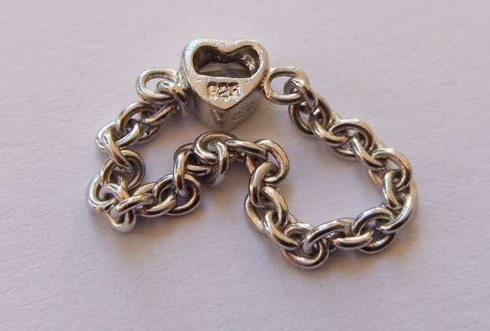 RARELY SEEN !! A STERLING SILVER DESIGNER CHAIN RING PLUS A STERLING SILVER BRACELET !! SWEET DEAL !
