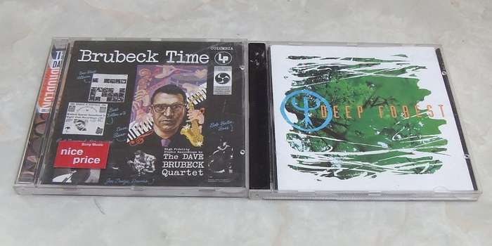 R1 START !! A COLLECTION OF 70 CDS FROM GREGORIAN CHANTS TO BLACK EYED PEAS !! MUSIC TO YOUR EARS !!