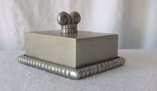 COOL FIND !! AN ORIGINAL CARROL BOYES CHEESE OR BUTTER DISH !! SEE PICS !! FREE COMBINING !!