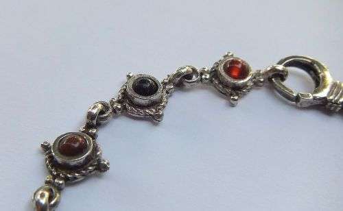 WOW !! AN EXQUISITE VINTAGE SOLID STERLING SILVER BRACELET SET WITH LOTS OF CABOCHON GEMSTONES !!