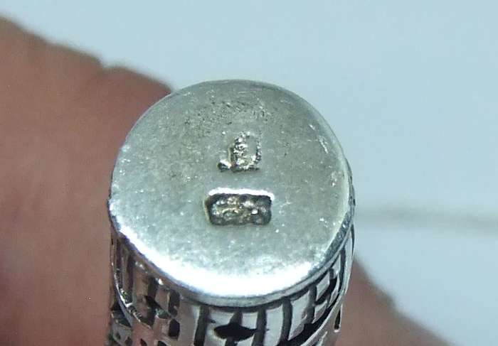 WOW !! AN AWESOME SOLID STERLING SILVER SCROLL PENDANT PLUS A STERLING SILVER NECKLACE !! LOOK !!