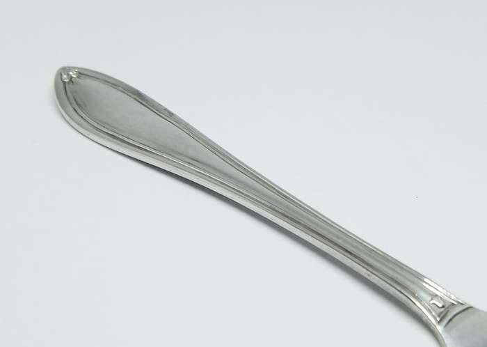 TOP CLASS !! A 1956 HALLMARKED SOLID STERLING SILVER PATE KNIFE BY A.S.P.CO OF SHEFFIELD ENGLAND !!