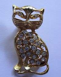 A very pretty kitty cat - Vintage brooche