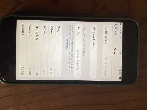 iPhone SE 2020, 100% Battery Health, 64GB - Extra value bundle.