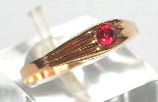 Gypsy RING: synthetic ruby, 19.2k / 19.2ct Portuguese rose gold. Ready for you. Last one!