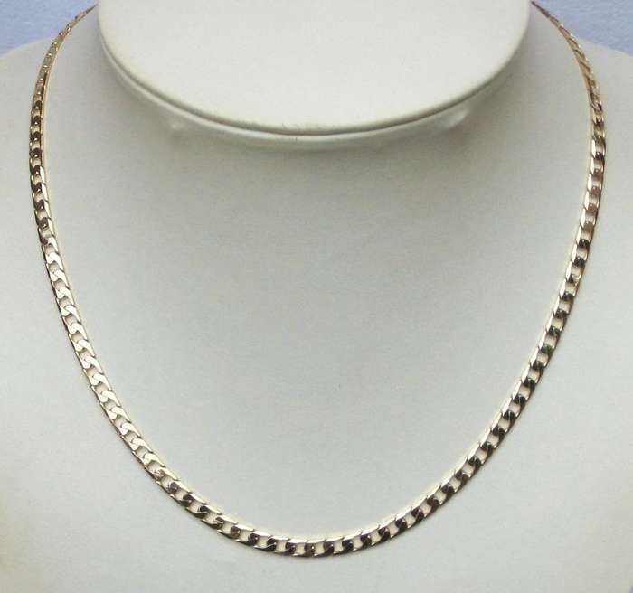 9ct gold CHAIN: Square curb, 4.3mm, 55cm
