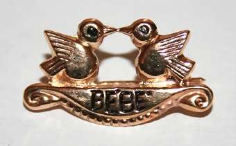 Baby Brooch: birds and enamel. 19.2k / 19.2ct rose gold Ouro Portugues. Ready for you. Last one!