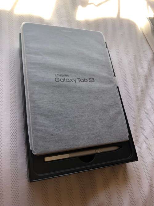 **NEW** Samsung galaxy tab S3 with S pen WiFi/LTE *WITH FREE SAMSUNG COVER KEYBOARD WORTH R3000!!!*