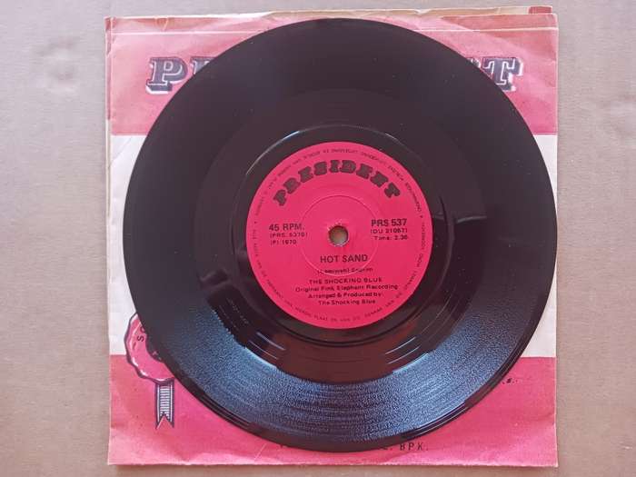 The Shocking Blue - Venus / Hot Sand ( scarce 1970 SA released 7` single  )