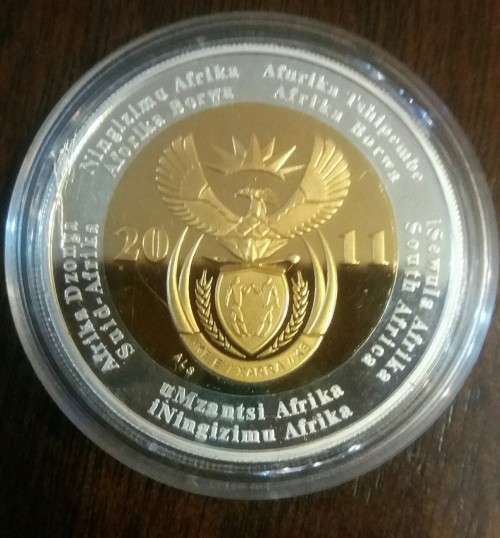 2011 PROOF SILVER R5 CROWN 90TH ANNIVERSARY.( COIN IN CAPSULE AND COA ONLY)