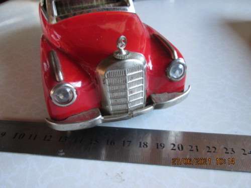 NICE!!! VERY COLLECTIBLE VINTAGE MODEL TIN PLATE MERCEDES BENZ.....WEST GERMANY