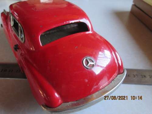 NICE!!! VERY COLLECTIBLE VINTAGE MODEL TIN PLATE MERCEDES BENZ.....WEST GERMANY