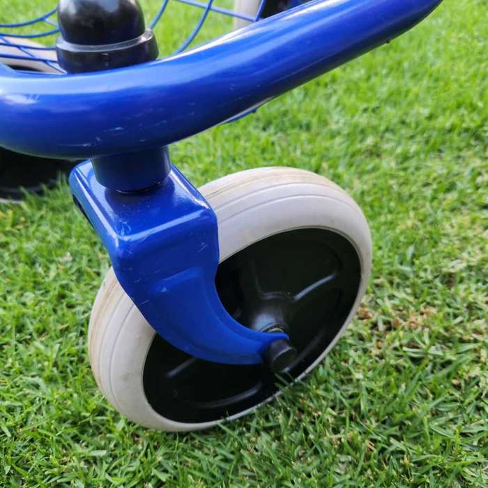 Old age walker /  Rollator 4 Wheel Deluxe Stroller / Disable Walker (Secondhand)