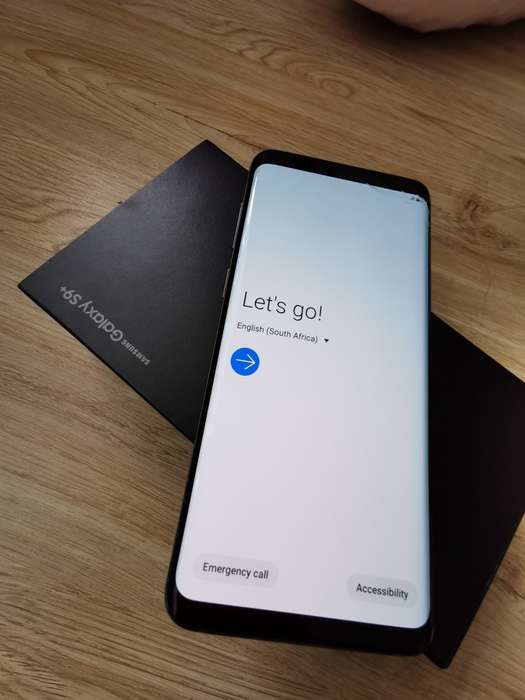 Samsung Galaxy S9+ (Plus) **Please read description**