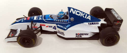 **Damaged** Formula1 1/43  Diecast Car - Tyrrell