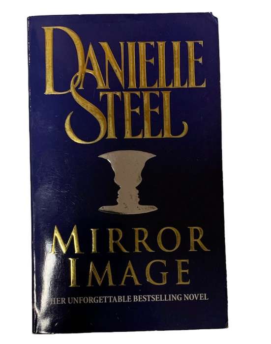 MIRROR IMAGE - DANIELLE STEEL - PAPERBACK BOOKS