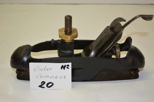 Victor compas plane No 20