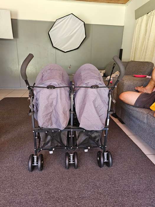 Chelino Tico Twin Stroller brand new opened for pictures LAST ONE BASRGAIN