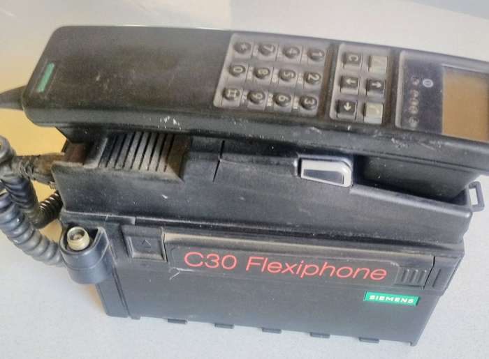 Rare old collectable Siemens C30 carphone / flexiphone