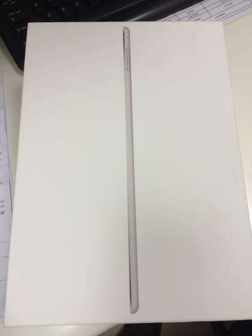 iPad Air 2 (A1566) 16GB Wi-Fi Only Silver