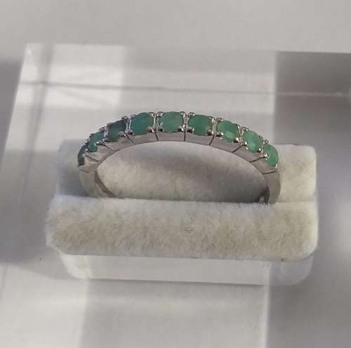 **IN STOCK!!** REAL STONES!!** ROUND 2.5mm FANCY EMERALD 925 SILVER RING 8