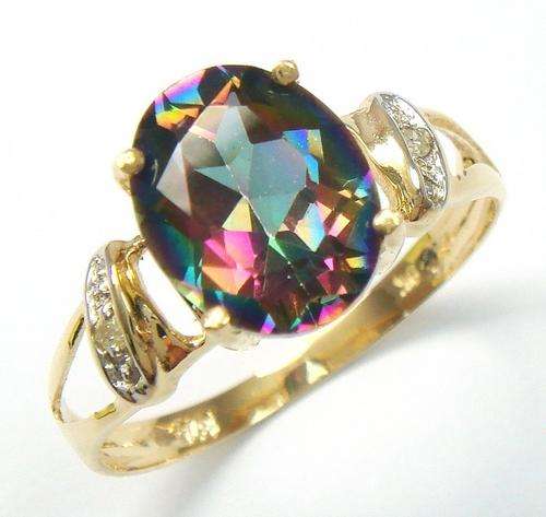***BEAUTIFUL AND DAINTY*** 9KT YELLOW GOLD MYSTIC TOPAZ & DIAMOND RING