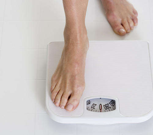 BRAND NEW***BATHROOM SCALE**FROM R1***BID NOW***