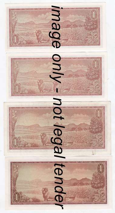 Full set of R1 notes - All in excellent condition - some with light folds