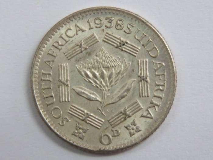 1938 Union of South African silver 6d - Uncirculated
